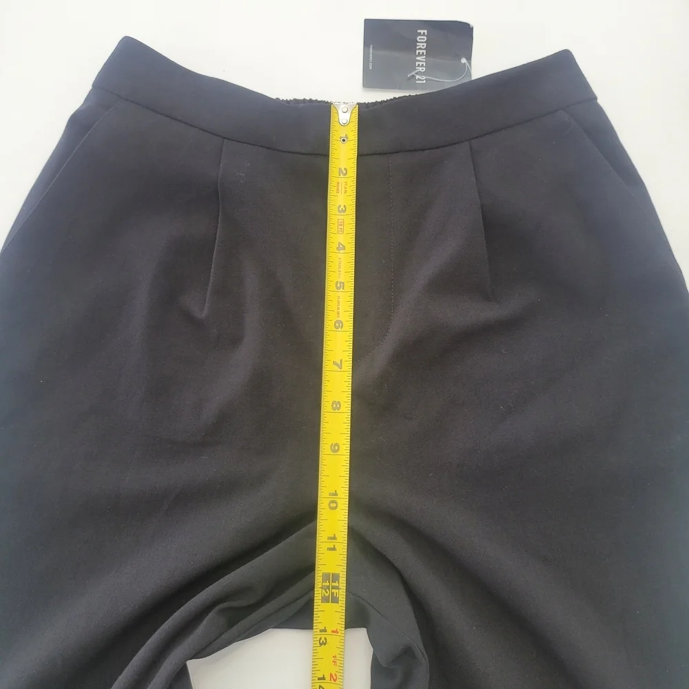 Forever 21 Black Elastic Waist Pants Ankle Woven Womens Size Small
